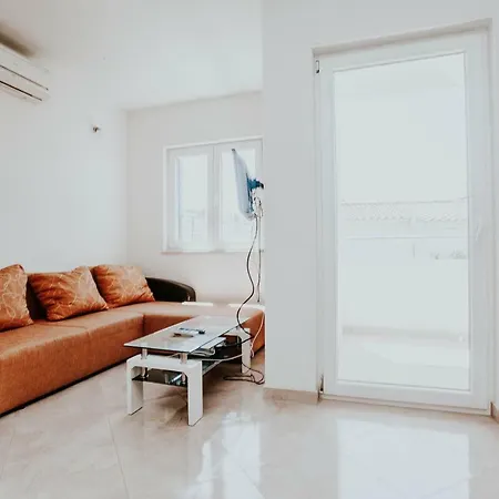 Apartament Rozac *